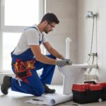 Se necesita plomero para instalación sanitaria